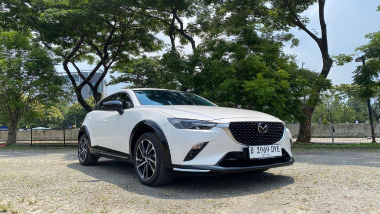 Review Mazda CX-3 Kuro: SUV Praktis dengan Tampilan Elegan