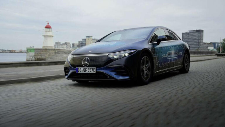 Mercedes-Benz Hadirkan Terobosan Baterai Baru di EQS, Tempuh 1.205 Km Sekali Cas