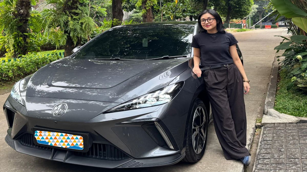 Pengalaman Diva Menggunakan MG4 EV: Kenyamanan Harian dan Tantangan di Jalan Jakarta
