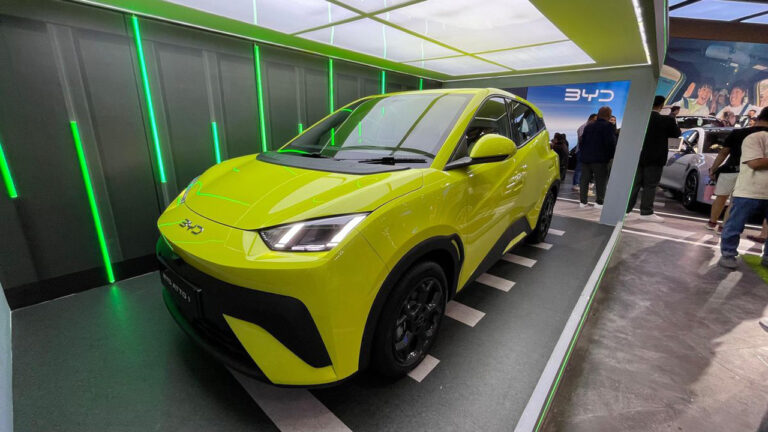 BYD Atto 1 Tetap Tak Terkejar, Meninggalkan Jauh Avanza–Innova di Puncak Penjualan