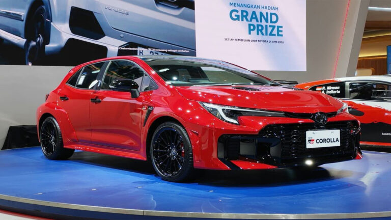 Pesan GR Corolla Transmisi Otomatis di IIMS 2026, Kapan Pengiriman Dilakukan?