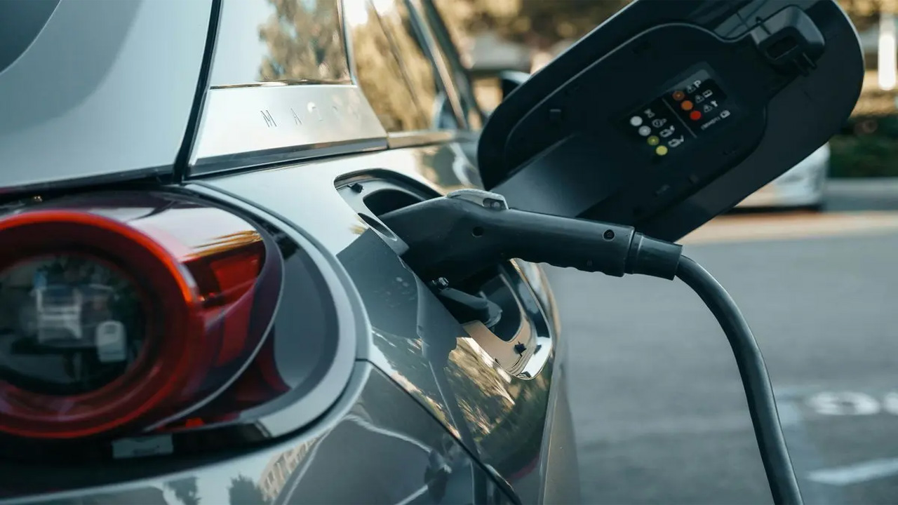 Efek Konflik Iran: Mobil Listrik Bekas Kian Diminati di Eropa