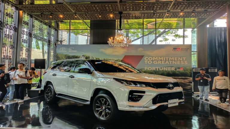 Toyota Akui Penjualan Mobil Diesel Terganggu oleh Kenaikan Harga BBM